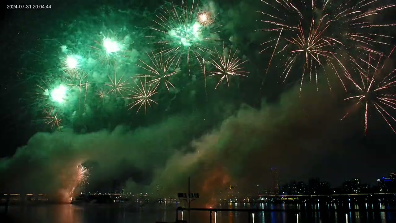 【大稻埕煙火】2024 大稻埕夏日節 300 秒煙火登場 07/31 | 大稻埕碼頭 4K 即時影像