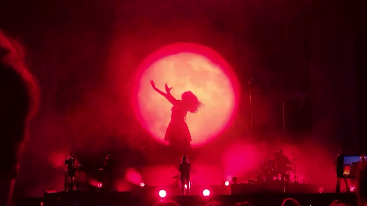 AURORA : STARVATION (LIVE AT ROCK EN SEINE, 22.08.2025 PARIS)