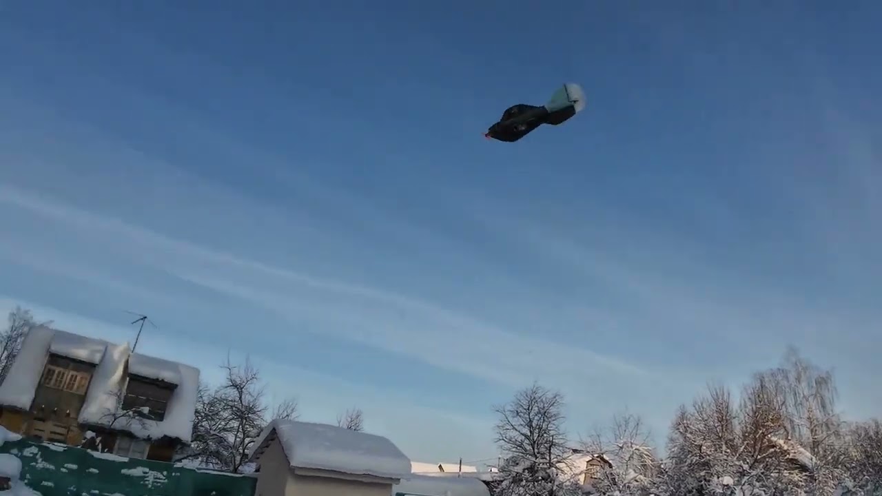 САМОЛЕТ И ДИСКОЛЕТ