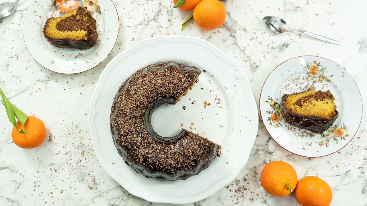 Χωρίς βούτυρο και αυγά, χωρίς μίξερ, VEGAN ΚΕΙΚ μανταρίνι/σοκολάτα με σοκολατένιο γλάσο, της εποχής
