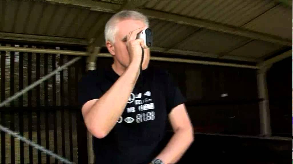 The Gadget Show: Leica Pinmaster II Rangefinder