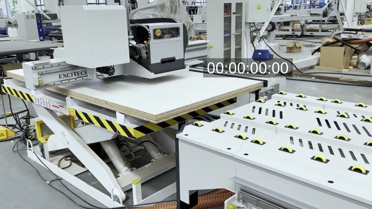 Excitech cutting technology E4 dust-free cutting machine.#woodmachinermanufacturer