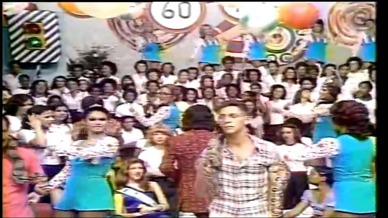Angelo Máximo na Discoteca do Chacrinha  - 1973