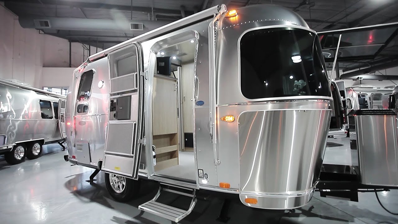 2019 Airstream Flying Cloud 19