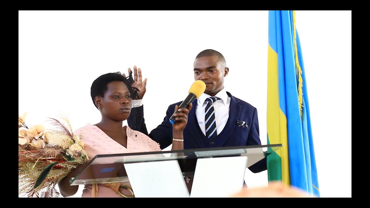 Mu murenge wa Gisozi harongeye habereye agashya // dore uko bimugendekeye ubwo yari ari Gusezerana
