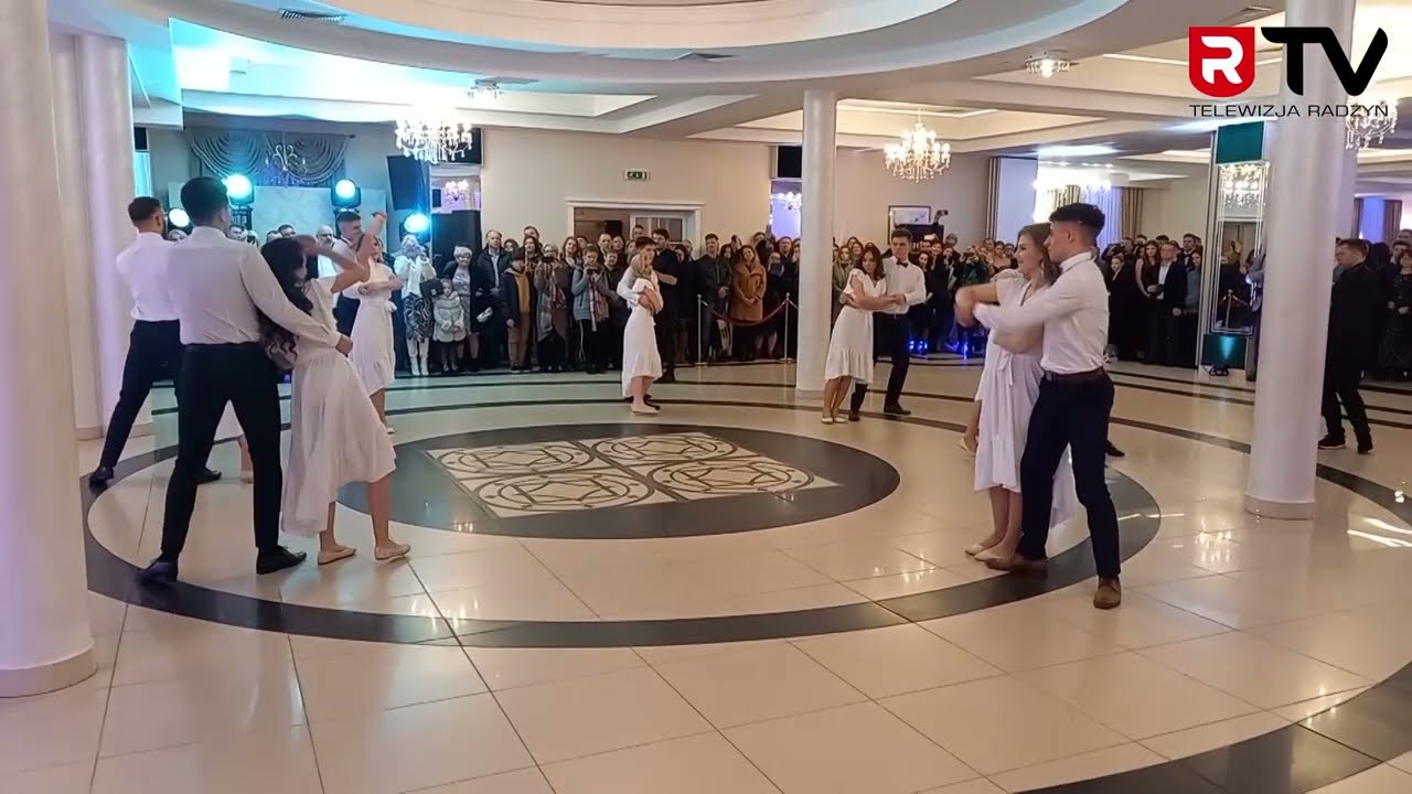 Walc studniówkowy 2022 I LO w Radzyniu Podlaskim