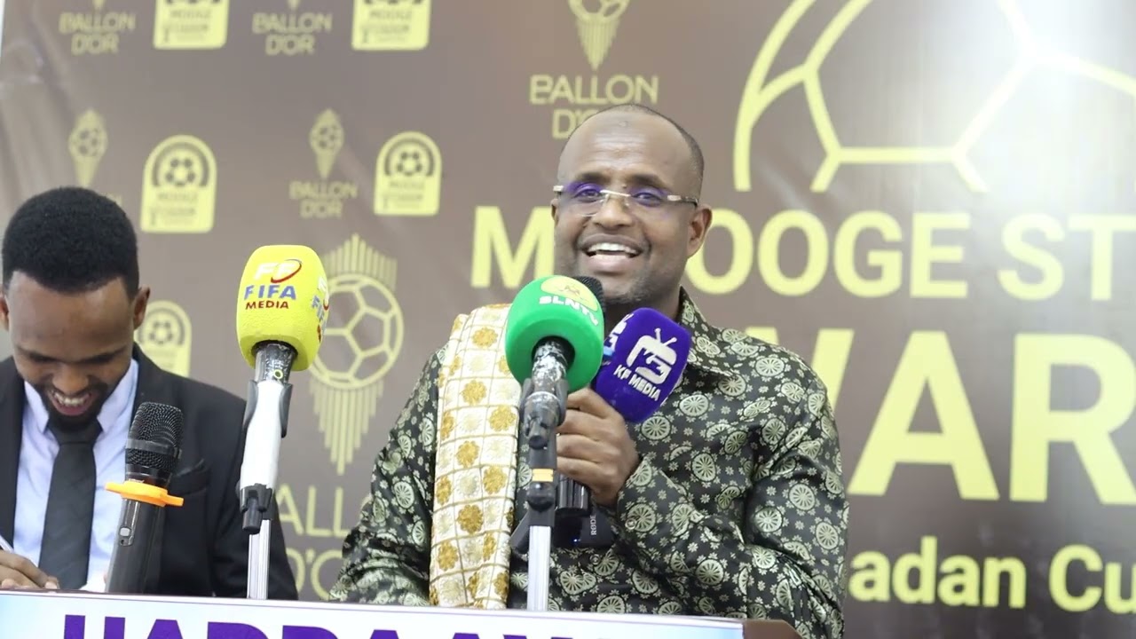 Waxaan Hambalyaynayaa dhalinyarada iyo maamulka garoonka kubada cagta degmada Maxamed Mooge 