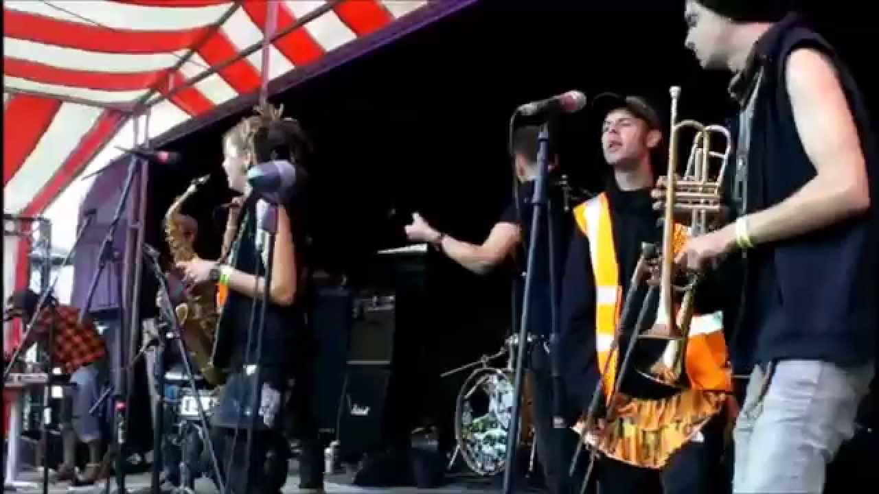 Black Star Dub Collective - System Sinkin (live)