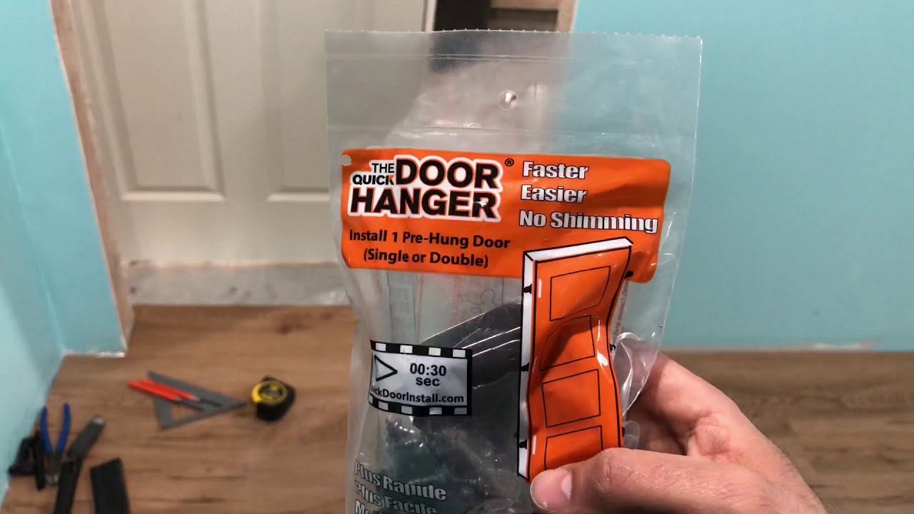 THE QUICK DOOR HANGER