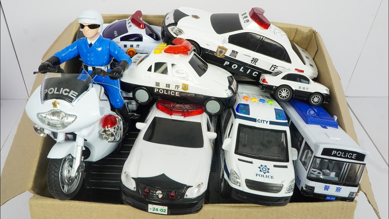 パトカーのミニカー走る！走行テスト。坂道走る