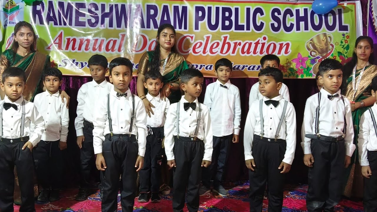 Bunch of little charmers dancing to the tune of dhadhak dhadhak 