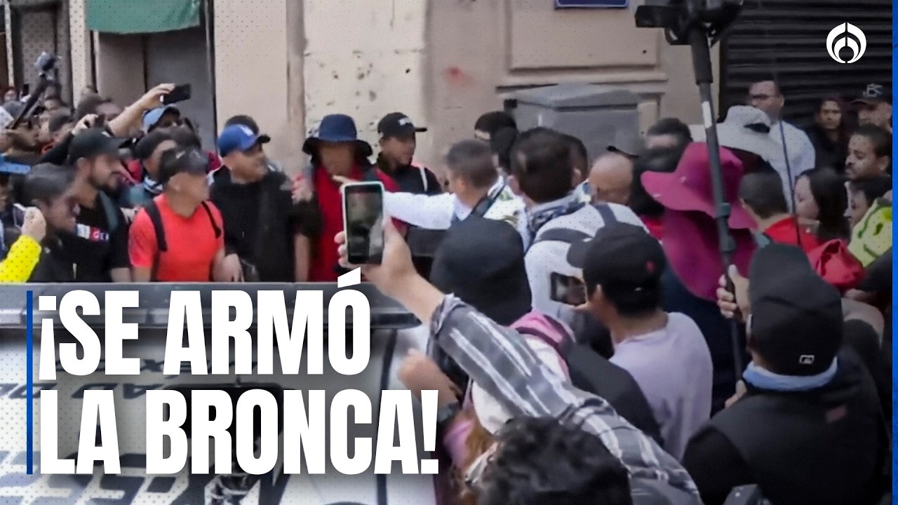 Se calienta el Zócalo: maestros de la CNTE chocan con policías en 5 de Mayo