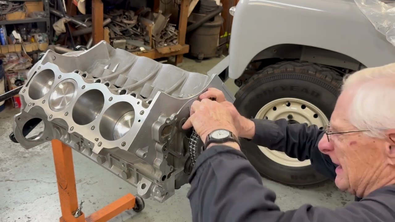 Land Rover 4 2L V8 Cam Fitting; Feb 15th 2025