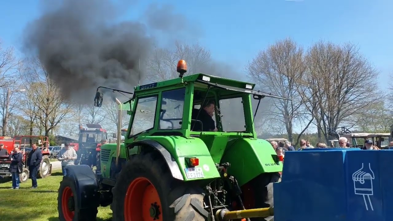 Deutz 8006 an der Zapfwellenbremse