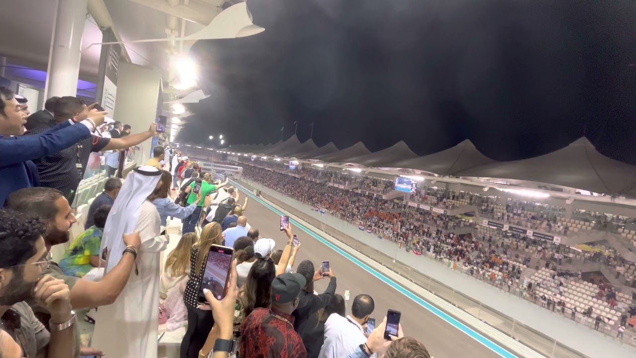 F1 Abu Dhabi 2021 final lap from the stands