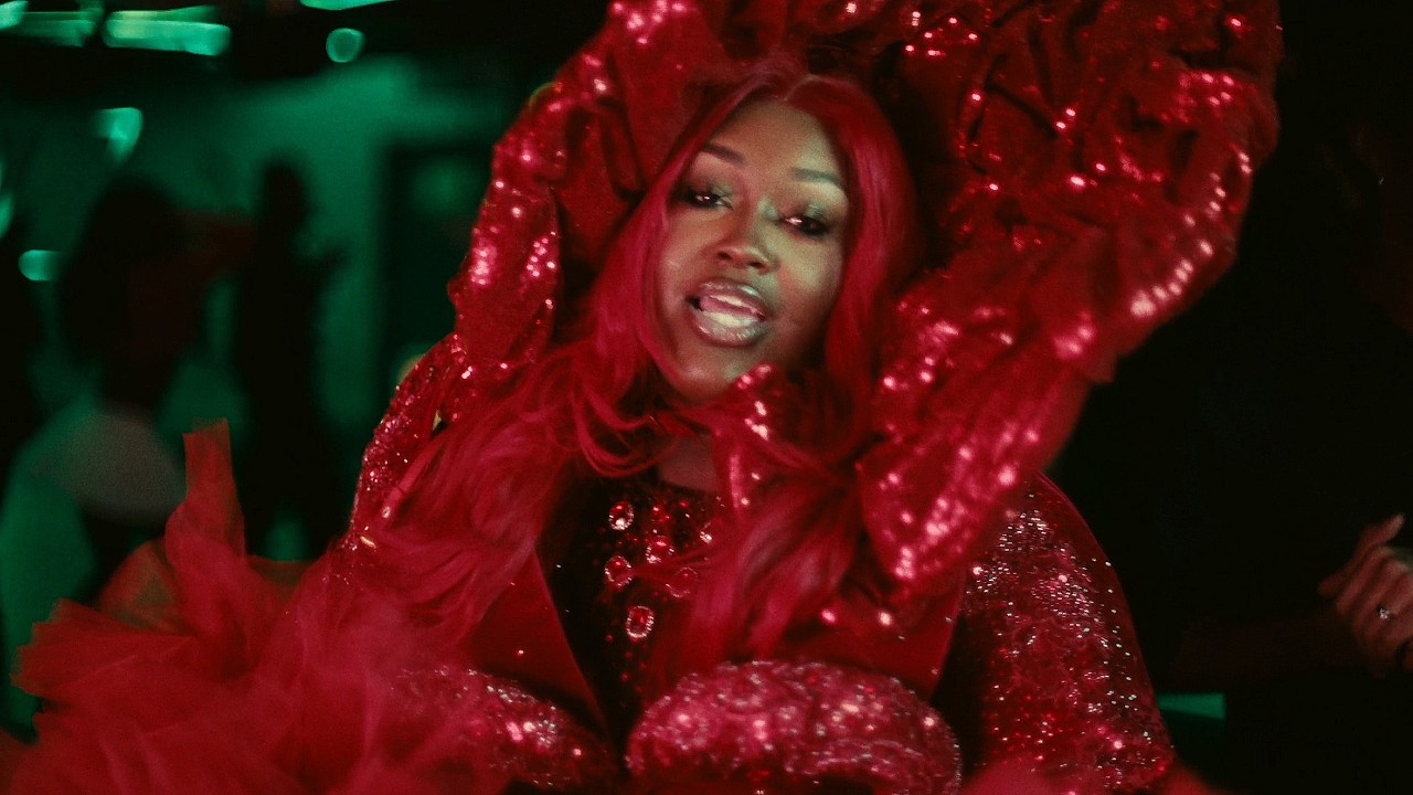 CupcakKe - Alcoholic (Official Video)