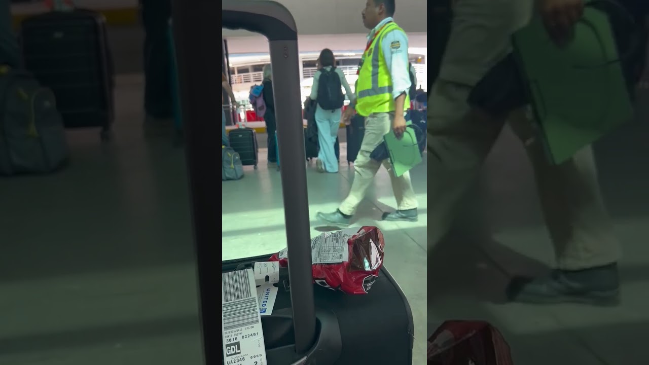 aeropuerto de Guadalajara México 🇲🇽  agarrarando taxi 🚕 