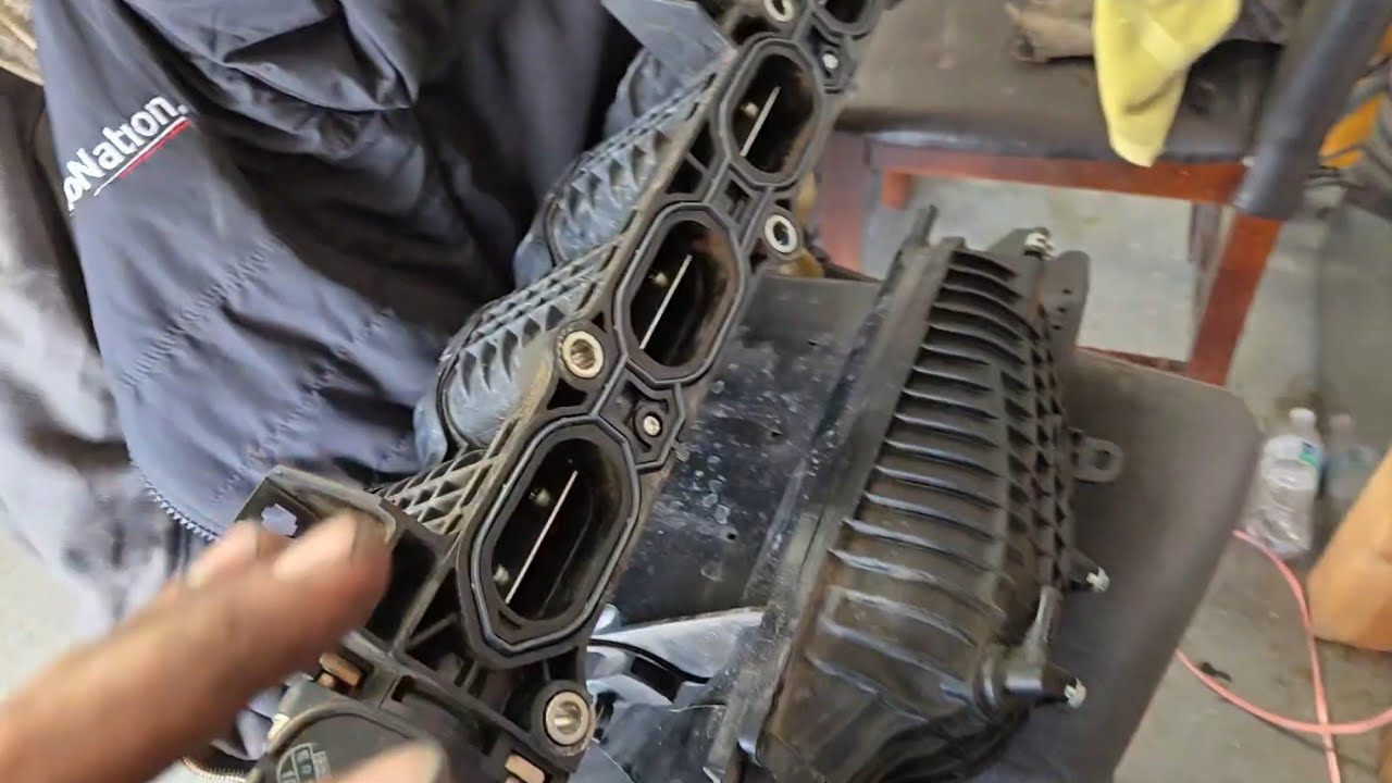 2018 Nissan Rogue 2.5 Intake Manifold Installation  (Detailed)