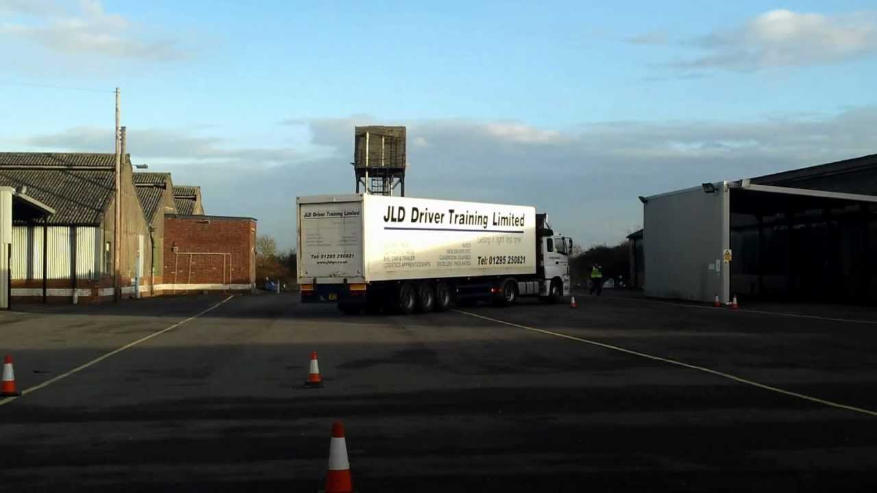 JDL HGV Class 1 Reserving exercise (Rear view) JLD Training (Banbury)