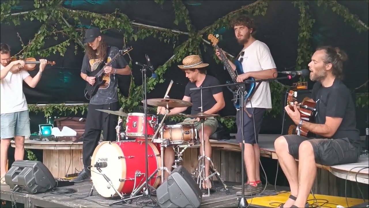Bregove dere - live at Floating Festival 2023 (video collage)