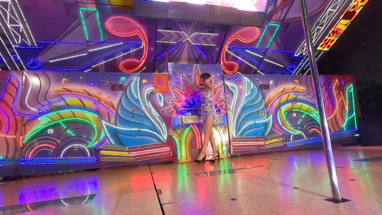 《4K》舞台車鋼管辣妹｜影片多為黃標、紅標，加入頻道會員補貼一些油錢、飲料，＜加入會員有更多更多＞精彩影片紅標、版權、年齡限制影片可觀看，還有**《廟會活動、鋼管舞台SG辣妹活動公告》**謝謝大家支持