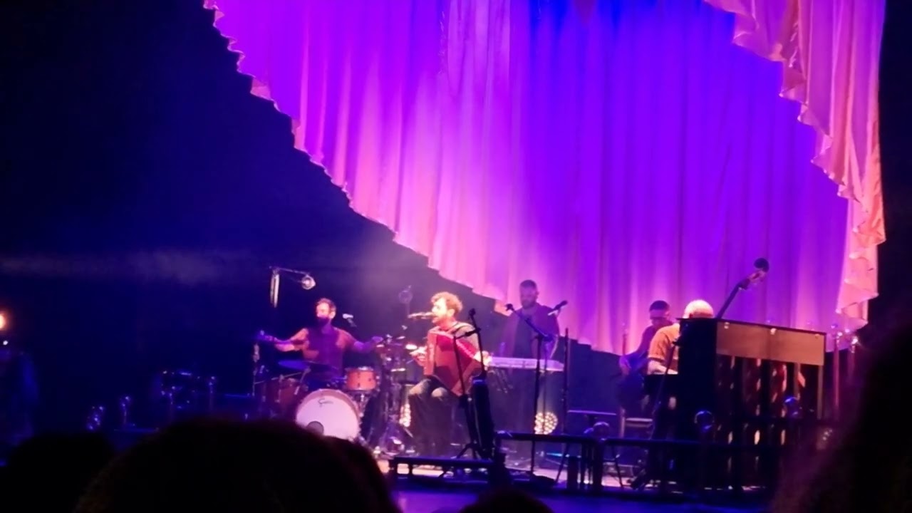 Si j'avais su - Début du concert Claudio Capéo à Biarritz mars 2024