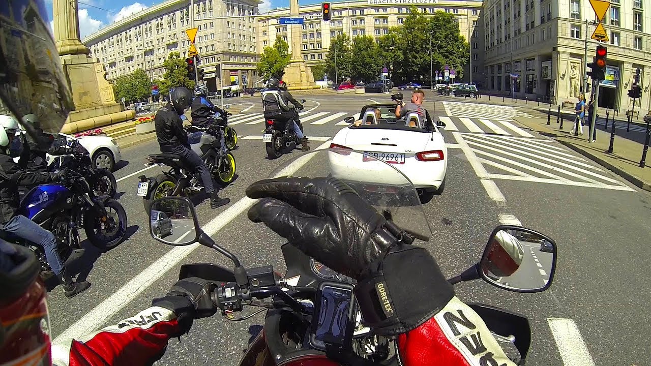 POLISH RIDER HARASSES GERMAN BIKERS (JUST A BIT!) - onboard V-Strom 1000 with TBR exhaust