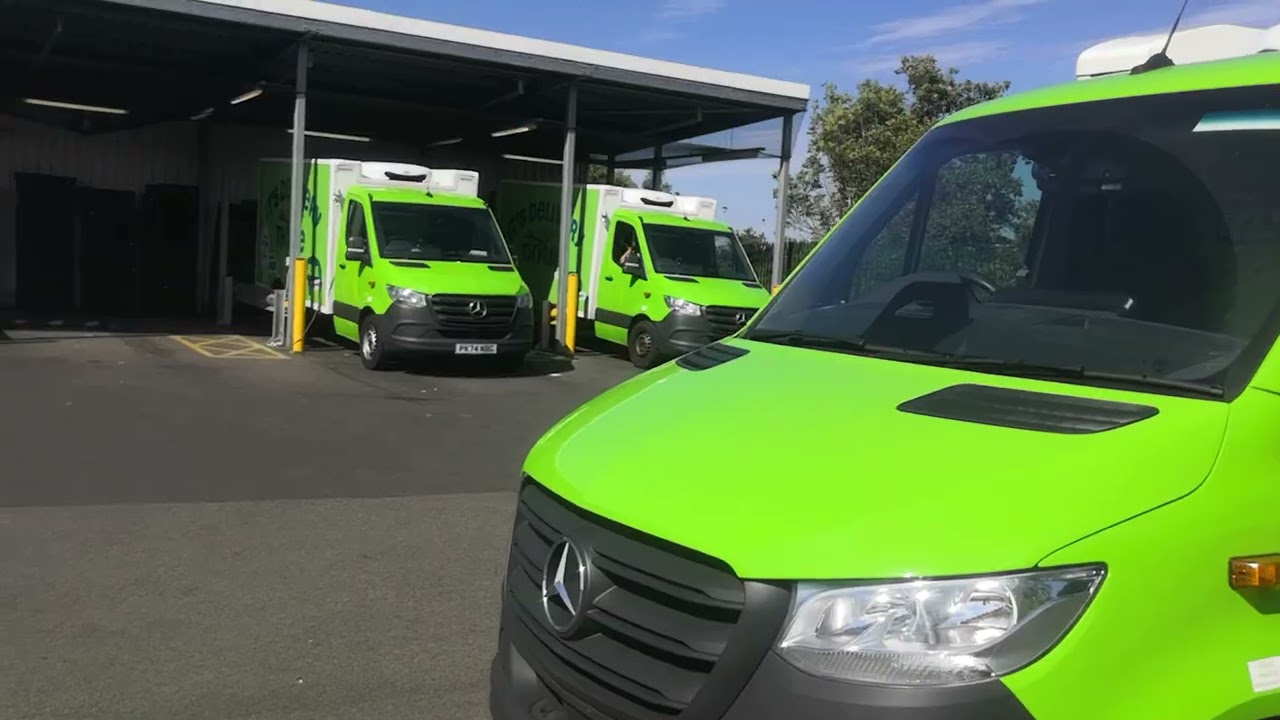 Asda Mercedes sprinter PK74 NCZ PK74 KPJ 