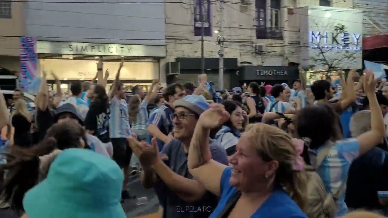 FESTEJOS EN LA SEDE! | RACING CAMPEON SUDAMERICANA 2024