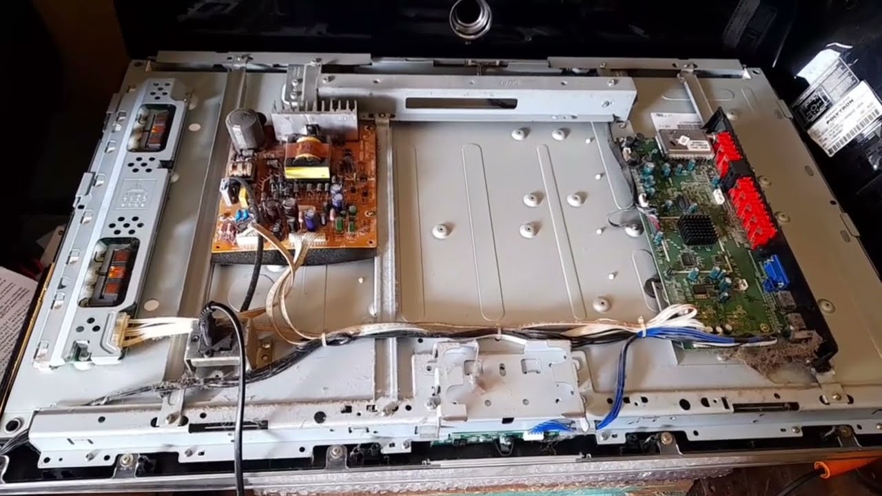 Как отремонтировать ЖК-телевизор Polytron PLM32M25, который полностью не работает #телевизор #жк ...
