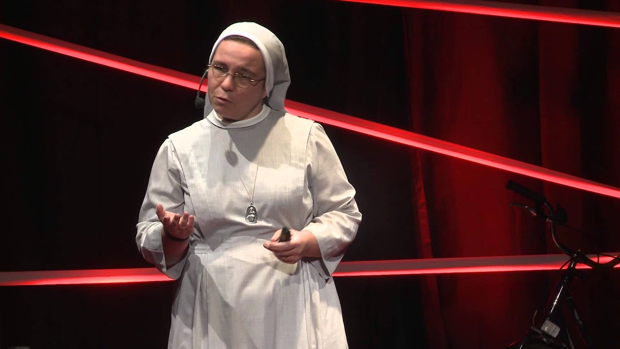 Velho? Velho é o seu Preconceito! | Ir. Daiene Fontenele | TEDxBlumenau