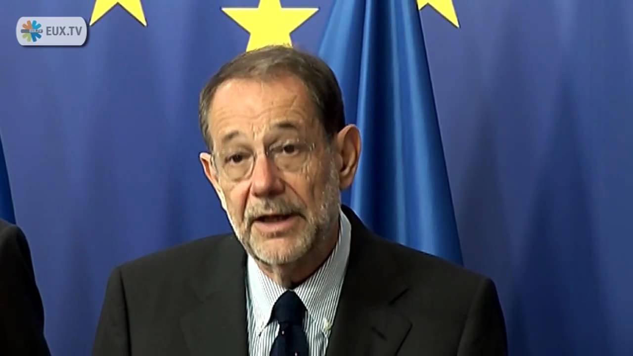 EU Issues Fresh Warning to Bosnia