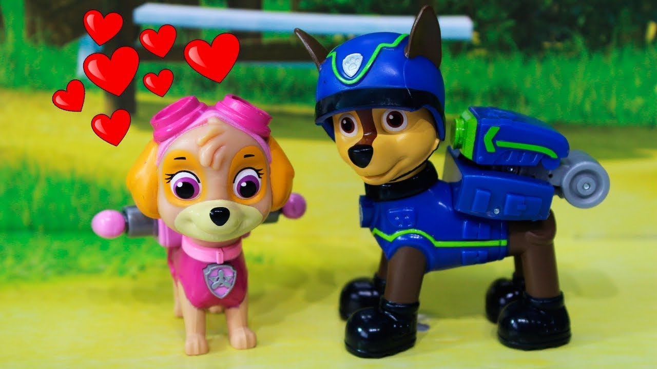Skye da Patrulha Canina gosta de Chase - Em Portugues Clube Kids