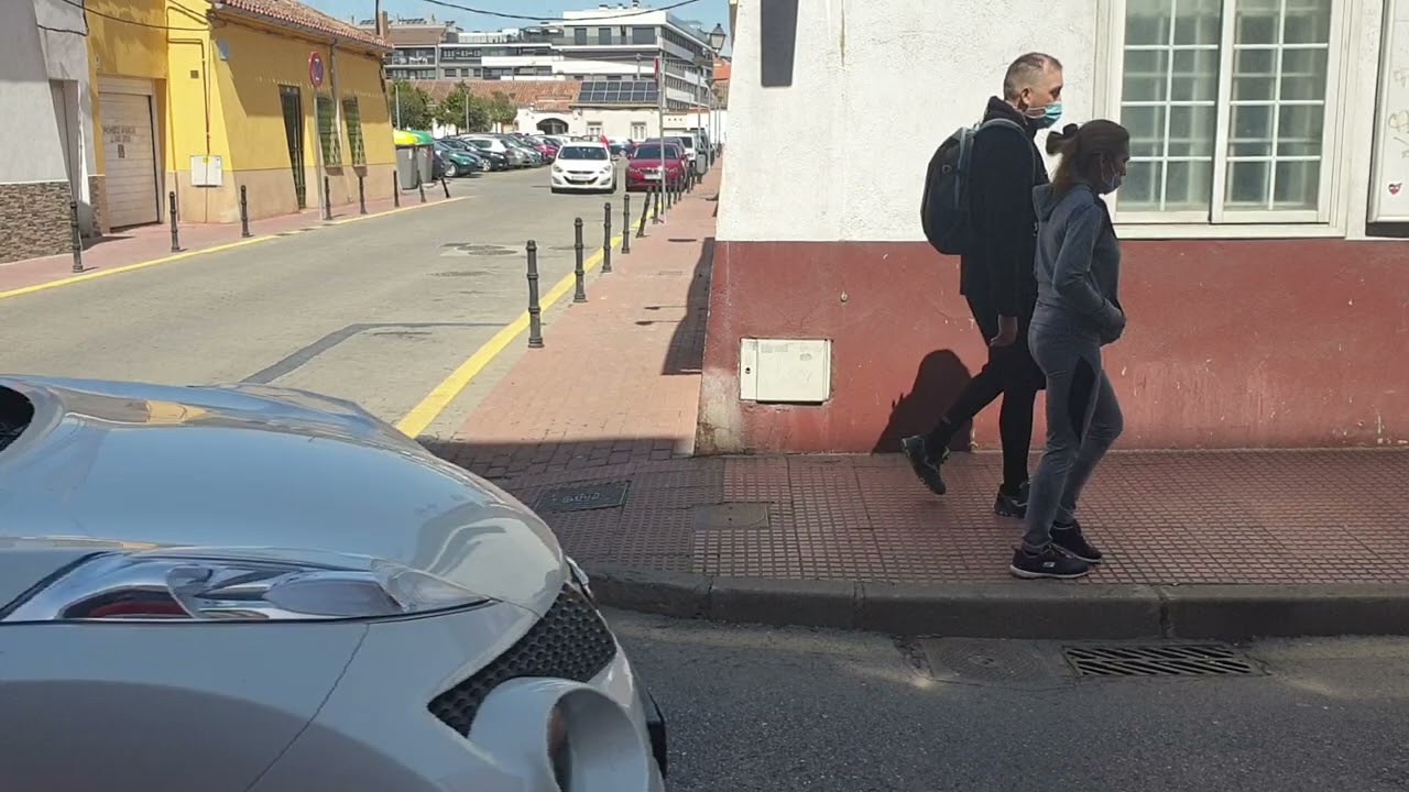 Linea 2 Autobuses Urbanos de Alcalá de Henares : Plaza Puerta de santa Ana - Hospital y universidad