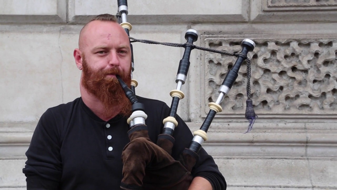 England London Bagpipe Player Star Wars Games of throne Cover / Angleterre Londres Cornemuse