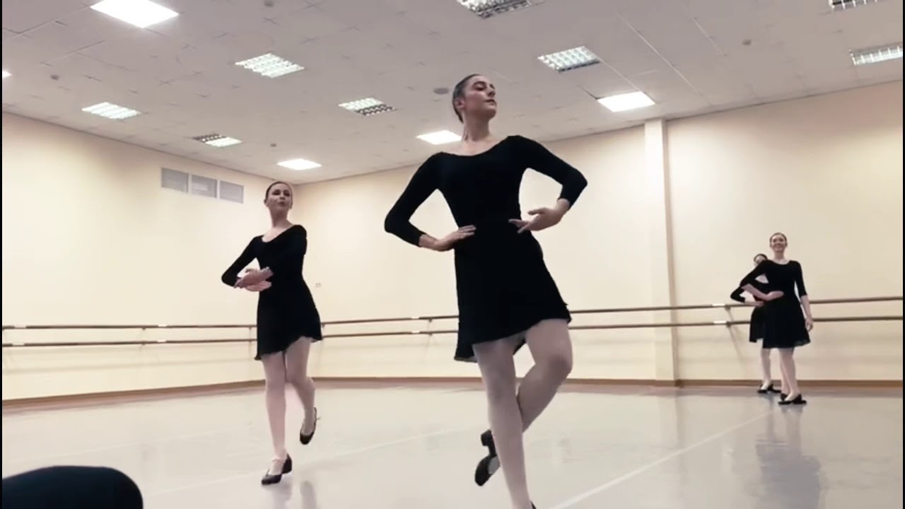 открытый класс народного-сцен танец МГАХ (декабря 2019г.)