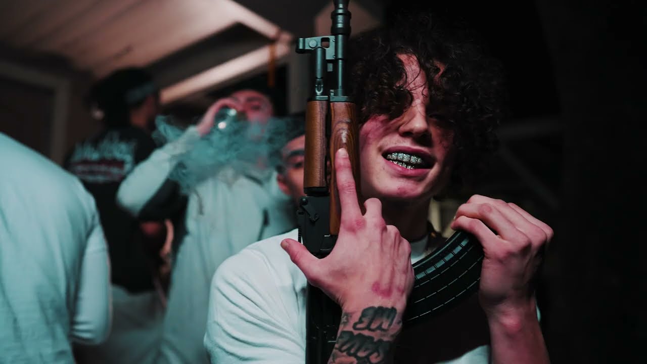 RiskTakingJono X LilI1k X AroThaGhost - Struggling