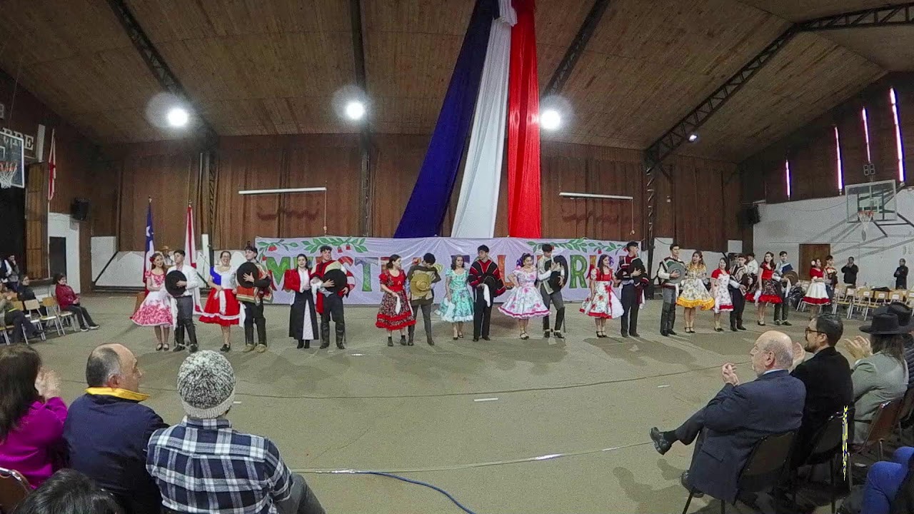 Muestra Folklórica Instituto Salesiano Valdivia 2025