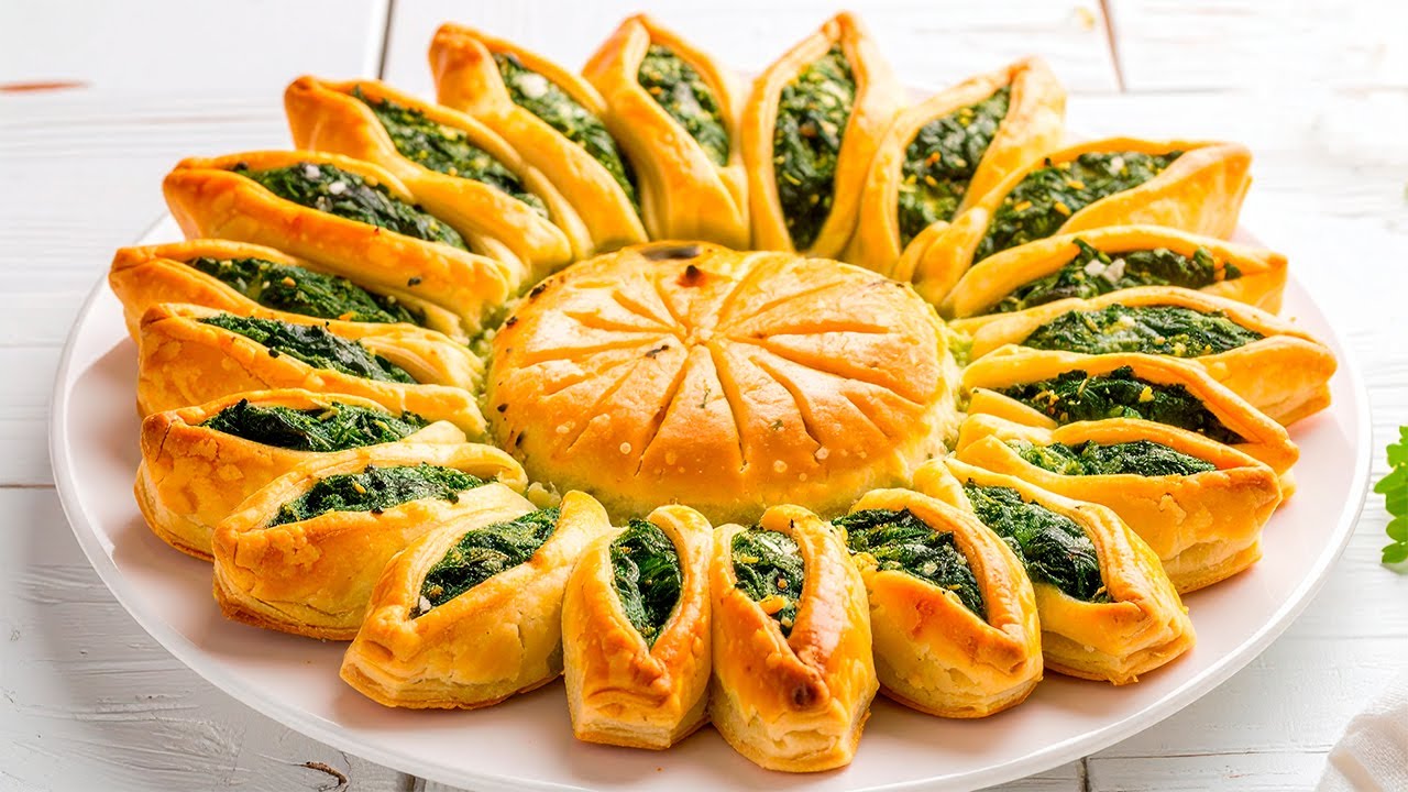 Die perfekte BLÄTTERTEIG-SONNE! Mit Frischkäse und Spinat!
