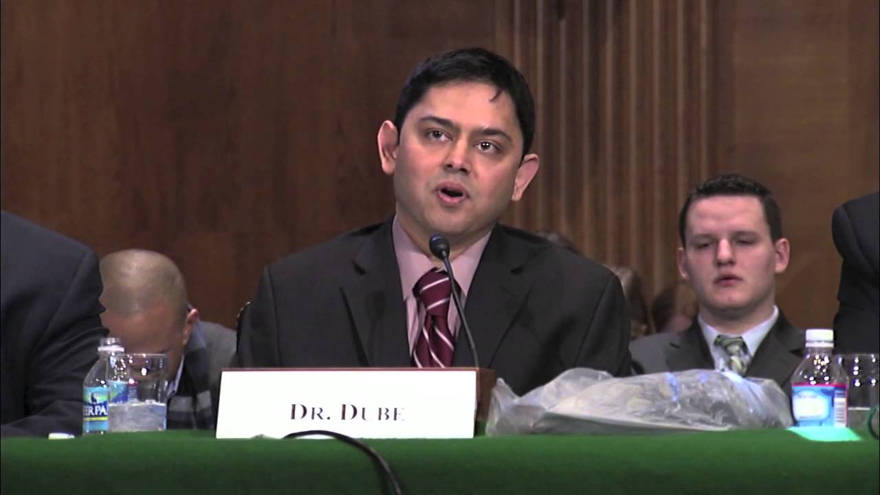 Elizabeth Warren - Senate HELP Committee - Minimum Wage