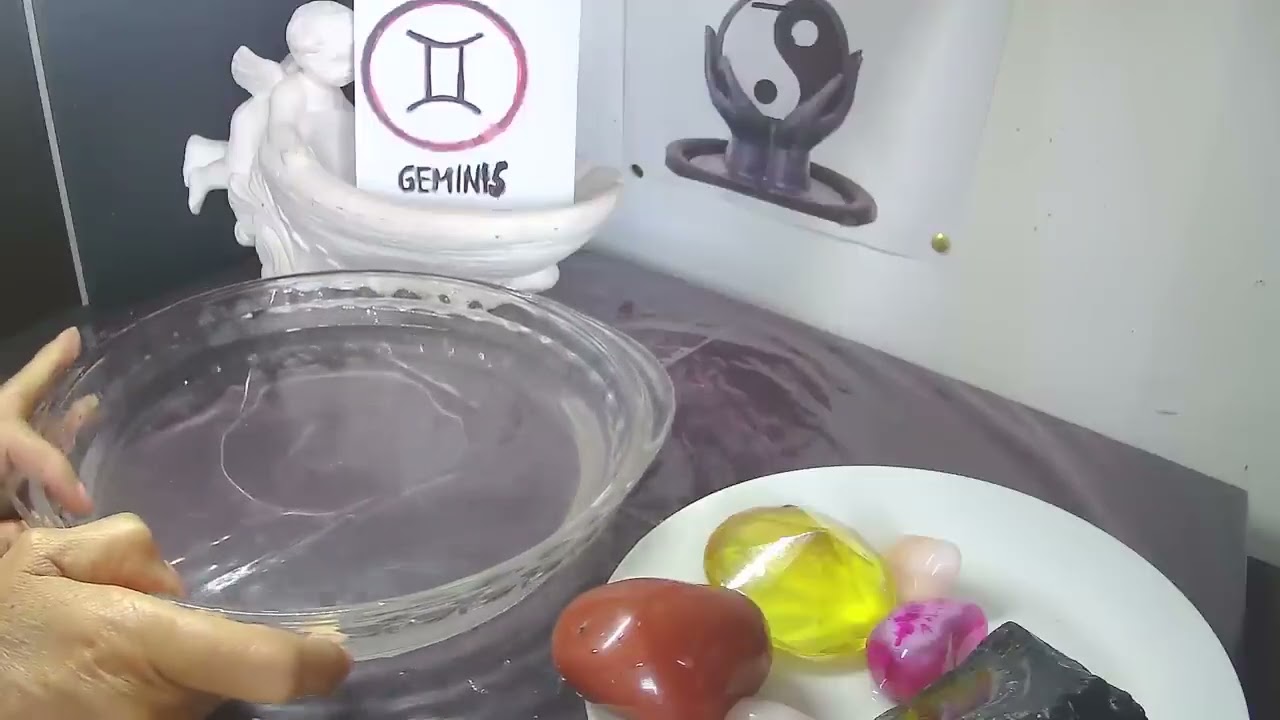 HIDRO GEMINIS♊TE SIENTES MAL POR BRUJERIA QUE TIENES EN CASA, MENSAJES Y REUNIONES CON AMOR PASADO
