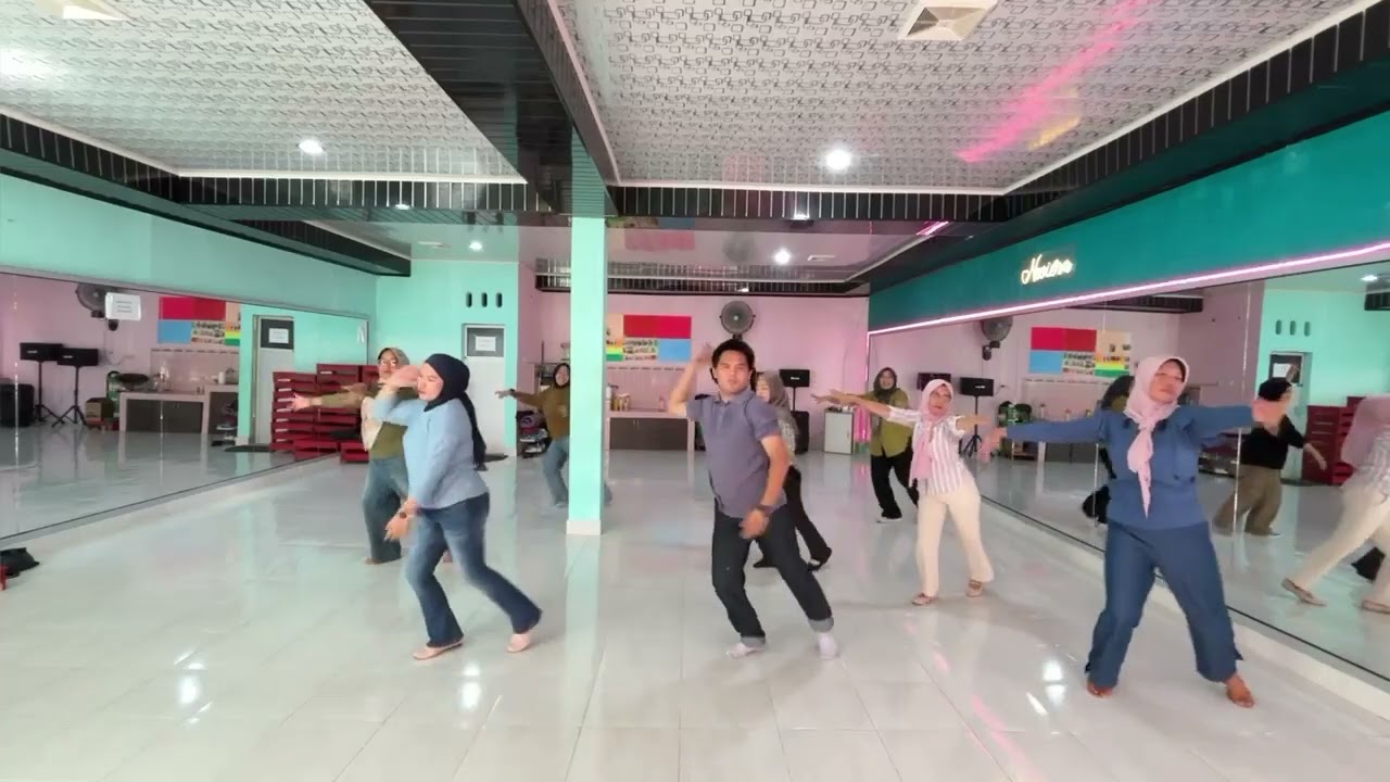 Na Na Na 