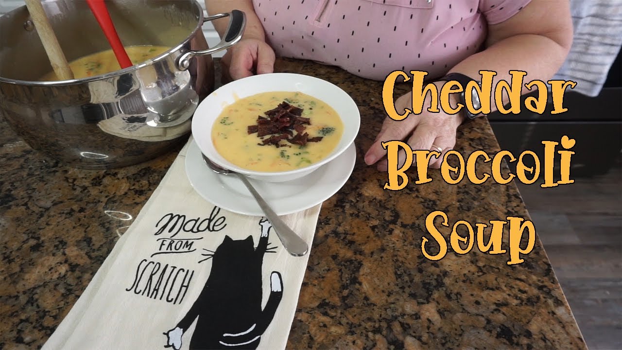 DELICIOUS HOMEMADE CHEDDAR BROCCOLI SOUP