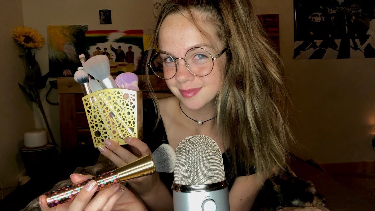 ASMR Stippling and Brushing the Mic