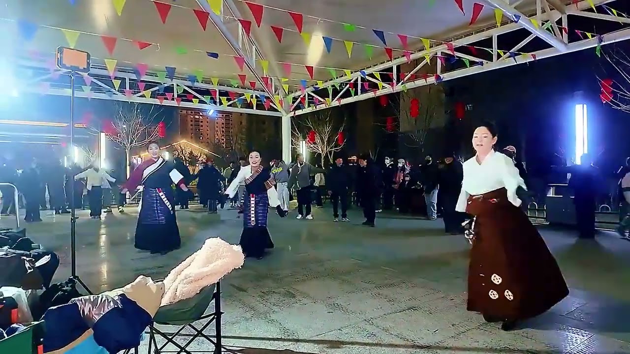 Счастливый танец Гочжуан Тибетский танец