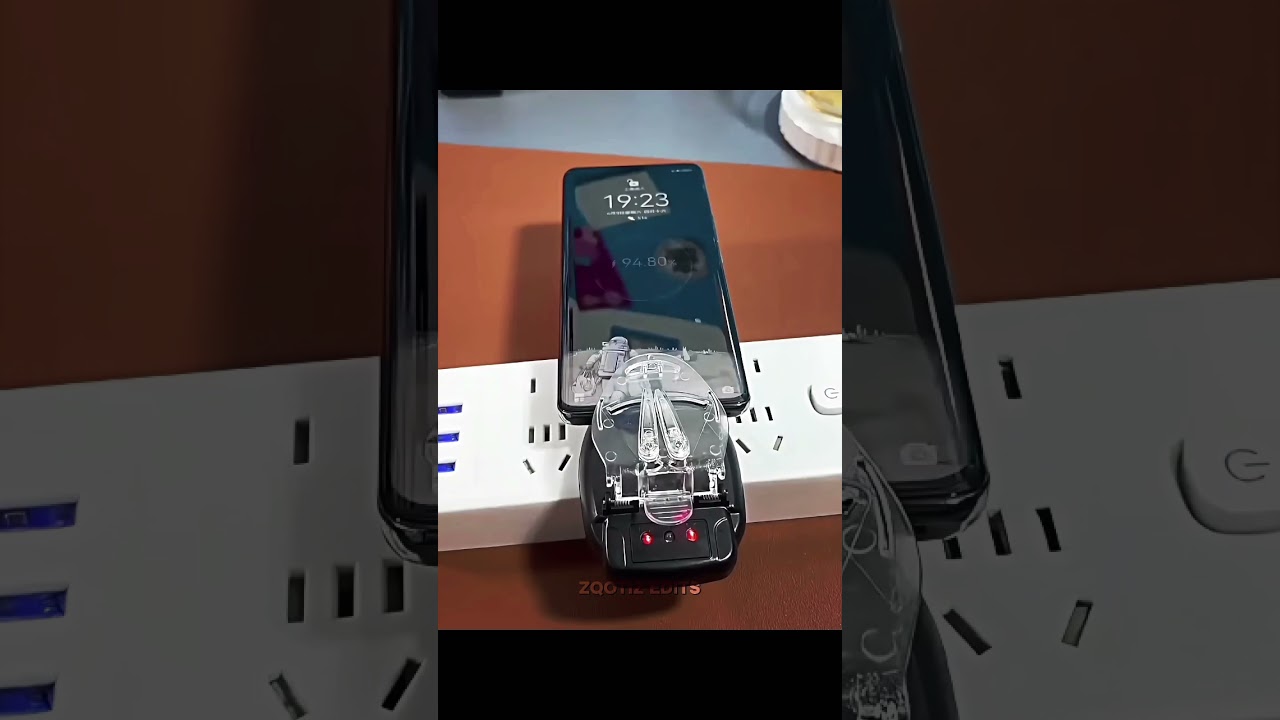 iPhone features V.S ANDROID FEATURES #  Jayant Devdhar 4444 #####