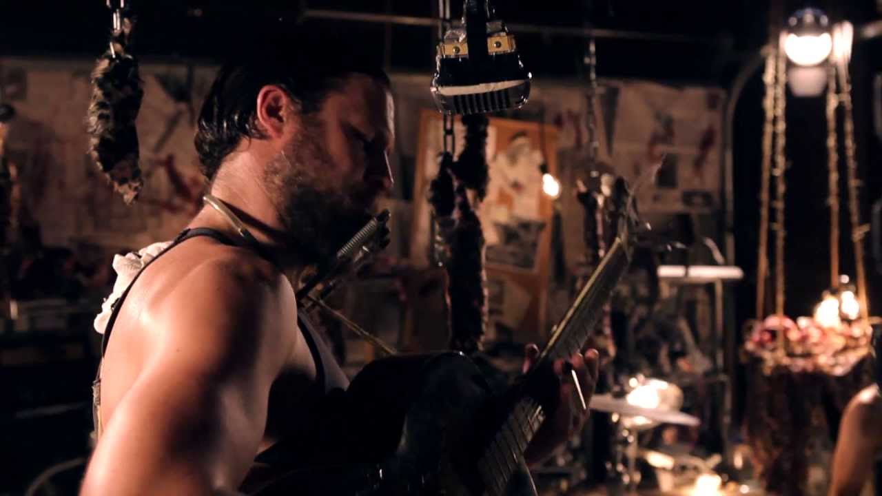 RESTAVRANT - Yeah, I carve Cheetahs [OFFICIAL MUSIC VIDEO]