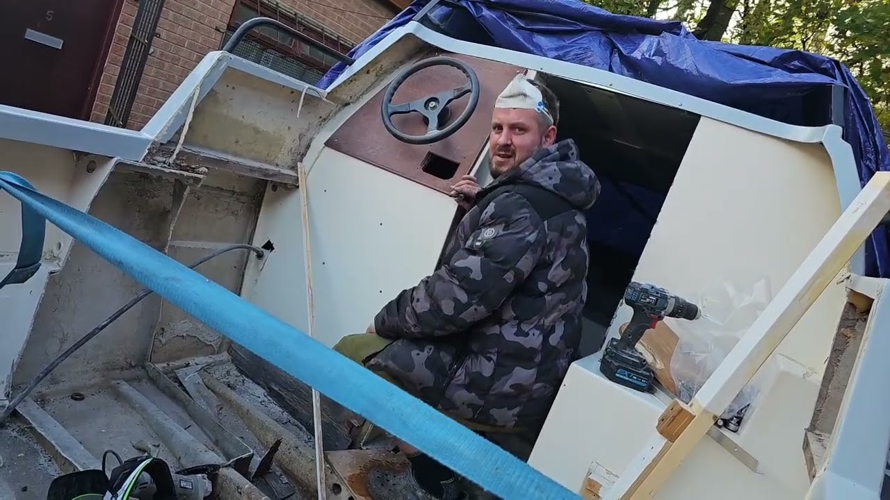 “Turning an Old Birchwood Continental Into the Ultimate Carp Fishing Boat – Day 3 Build Progress!”