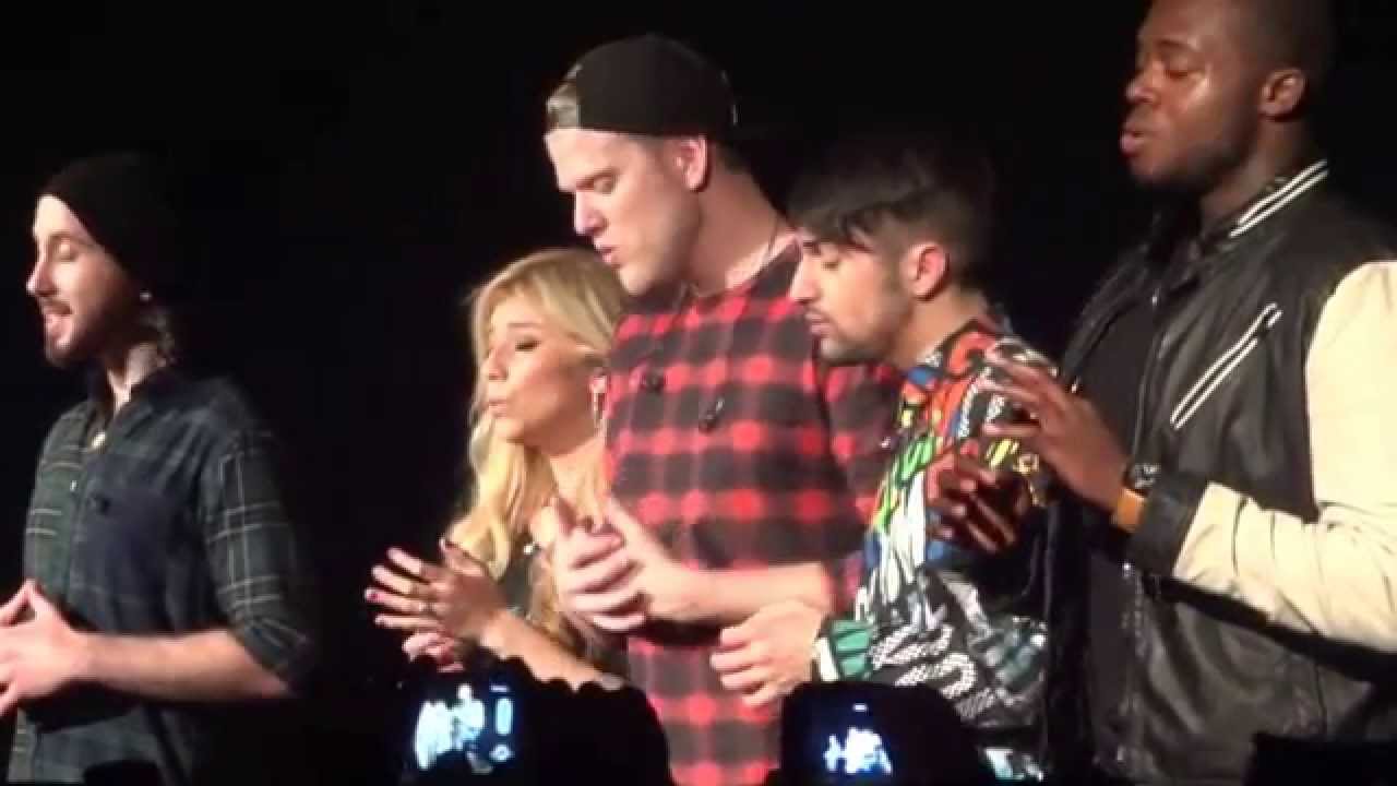 Pentatonix – That’s Christmas To Me (Unplugged) – Roxy Los Angeles 10-20-14