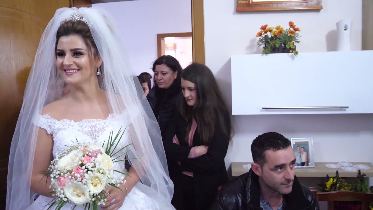Marrja e nuses ne Lushnje - TRADITA ME E BUKUR NE DASMAT SHQIPTARE